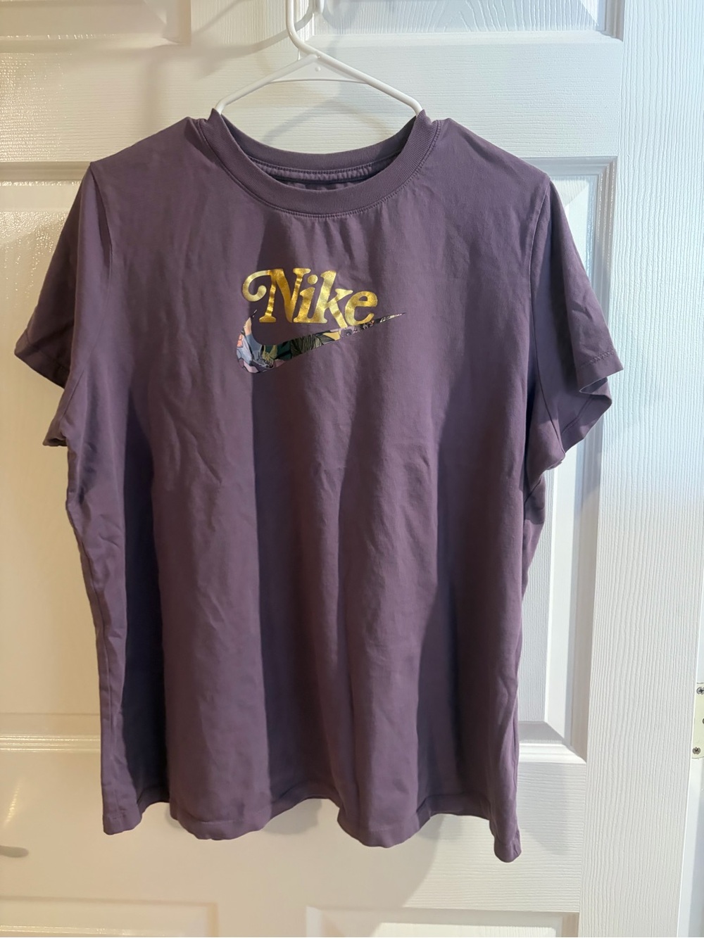 Women’s Nike Short Sleeve Tee